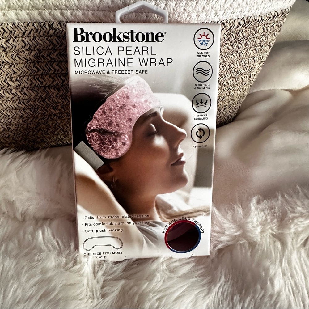 Brookstone Silica Pearl Migraine Wrap - Pink